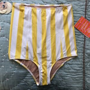 BNWT kortni Jeane XS extended bottoms